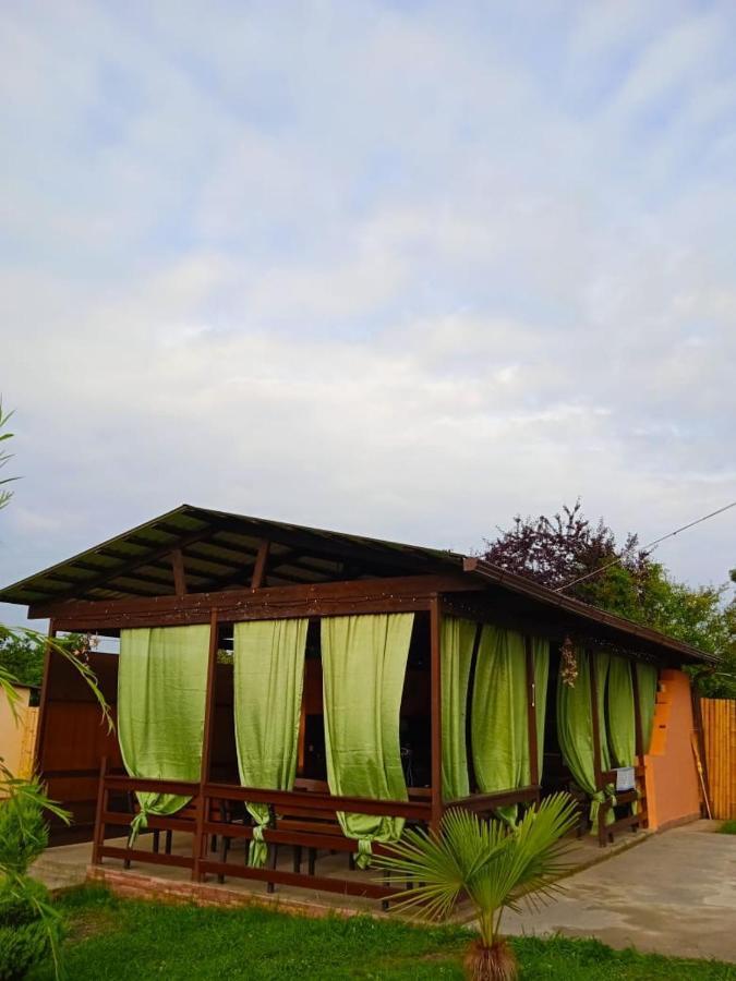 Изабелла Hotel Pizunda Exterior photo